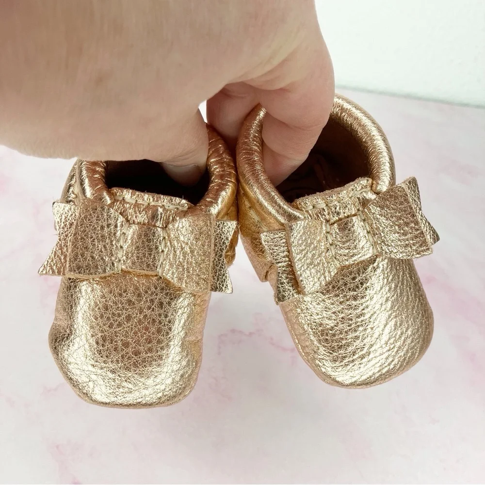 Freshly Picked baby shoes rose gold bow moccasin soft sole size 0‎ infant